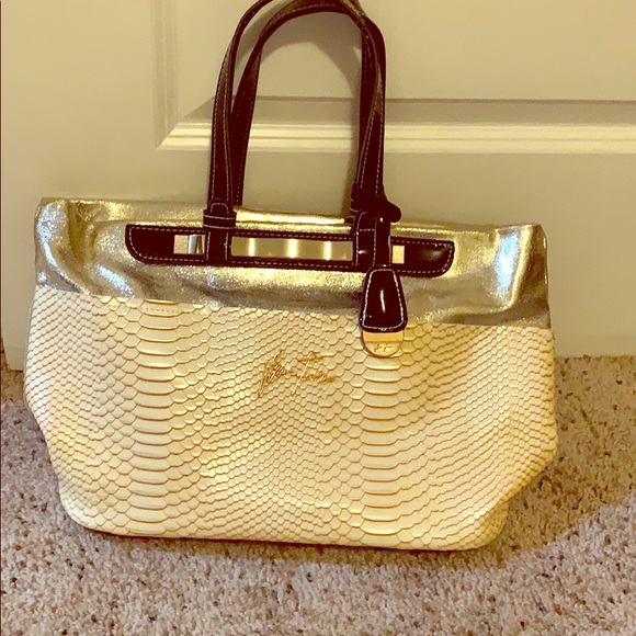 Velina Fabbiano Handbags - Velina Fabbiano beige/gold/blck Faux Croc Purse